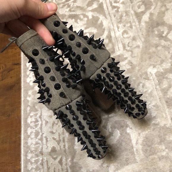 Jeffrey Campbell Grey Suede Spiked Litas Platform heeled Boots - Picture 6 of 7